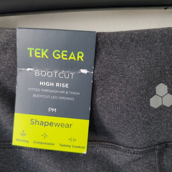 NWT TEK Gear Shapeware High Rise Bootcut Size PM - Picture 5 of 5